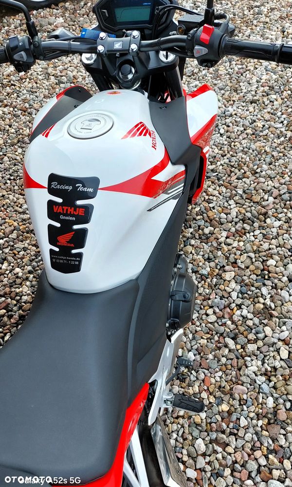 Honda CB - 25