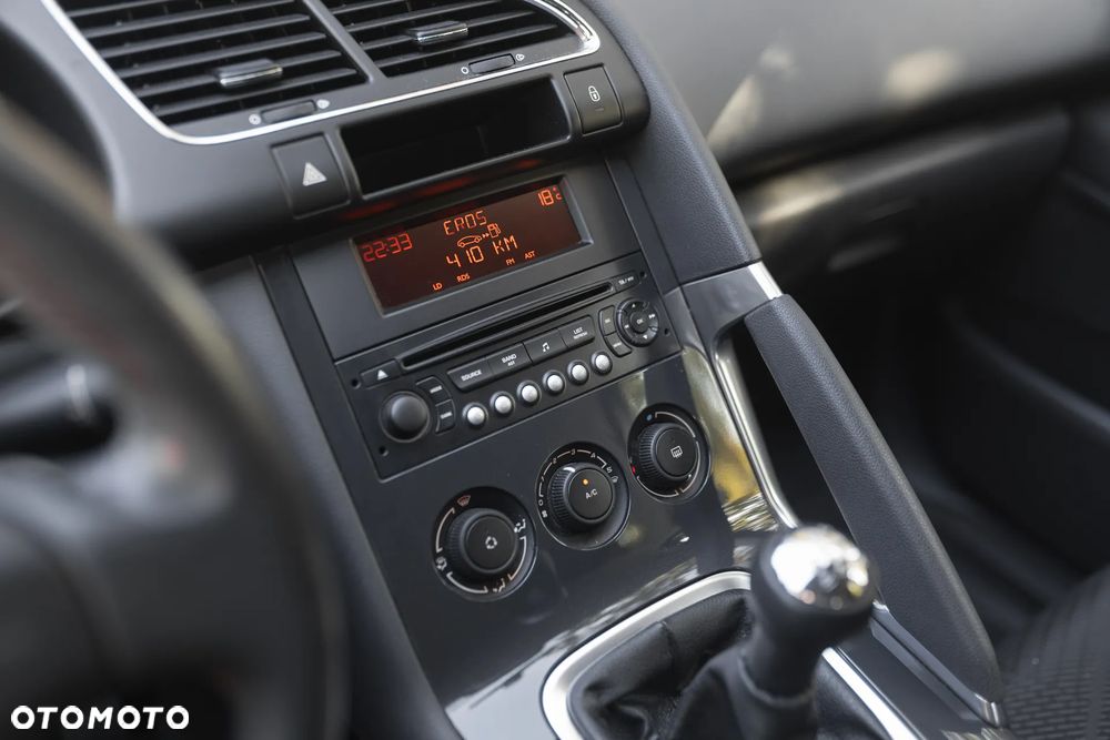 Peugeot 3008 1.6 Trendy - 19