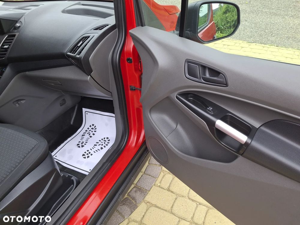 Ford TRANSIT CONNECT TREND - 14