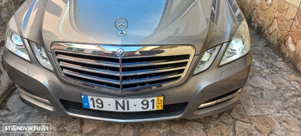 Mercedes-Benz E 300 Bluetec Hybrid Avantgarde - 3