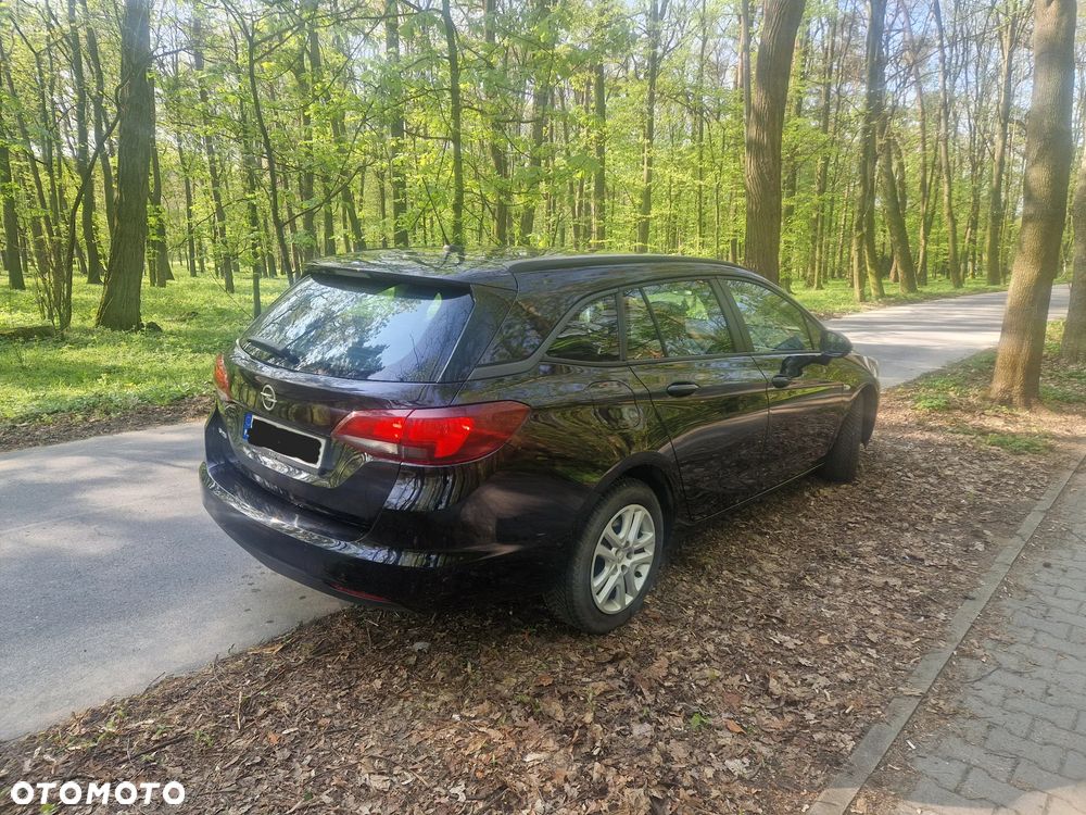 Opel Astra 1.6 CDTI Enjoy S&S - 11