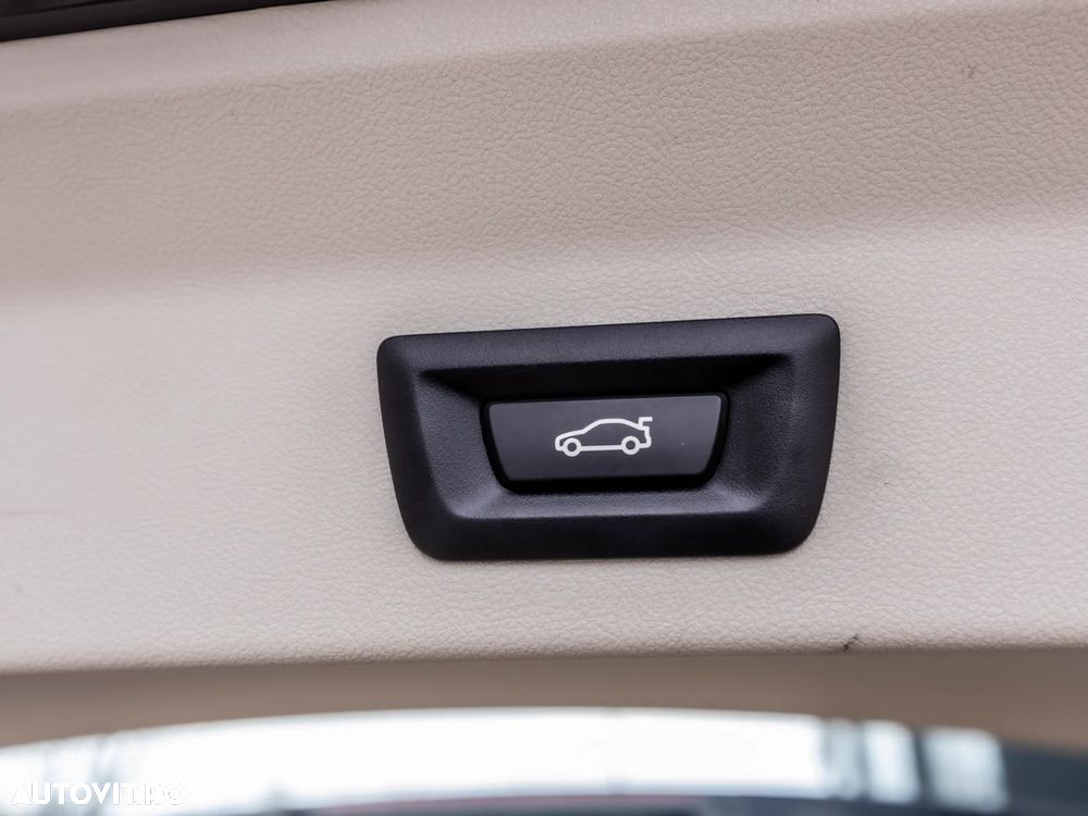 BMW X3 xDrive30e AT PHEV - 27