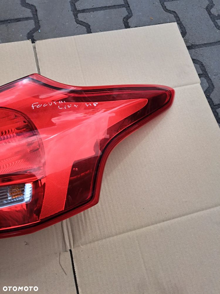 Ford Focus mk3 Lift lampa lewy tył prawy tył Hatchback F1EB-13405-BE  F1EB-13404-BE - 7