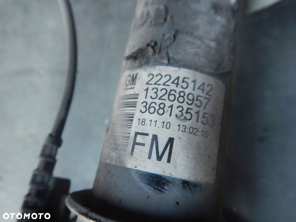 MCPHERSON ZWROTNICA AMORTYZATOR PRAWY PRZÓD OPEL MERIVA B 1.4B 13268957 - 6