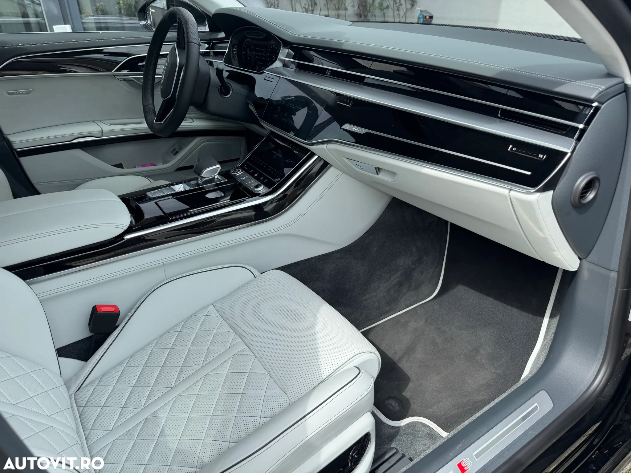Audi A8 60 TFSI e quattro tiptronic - 12