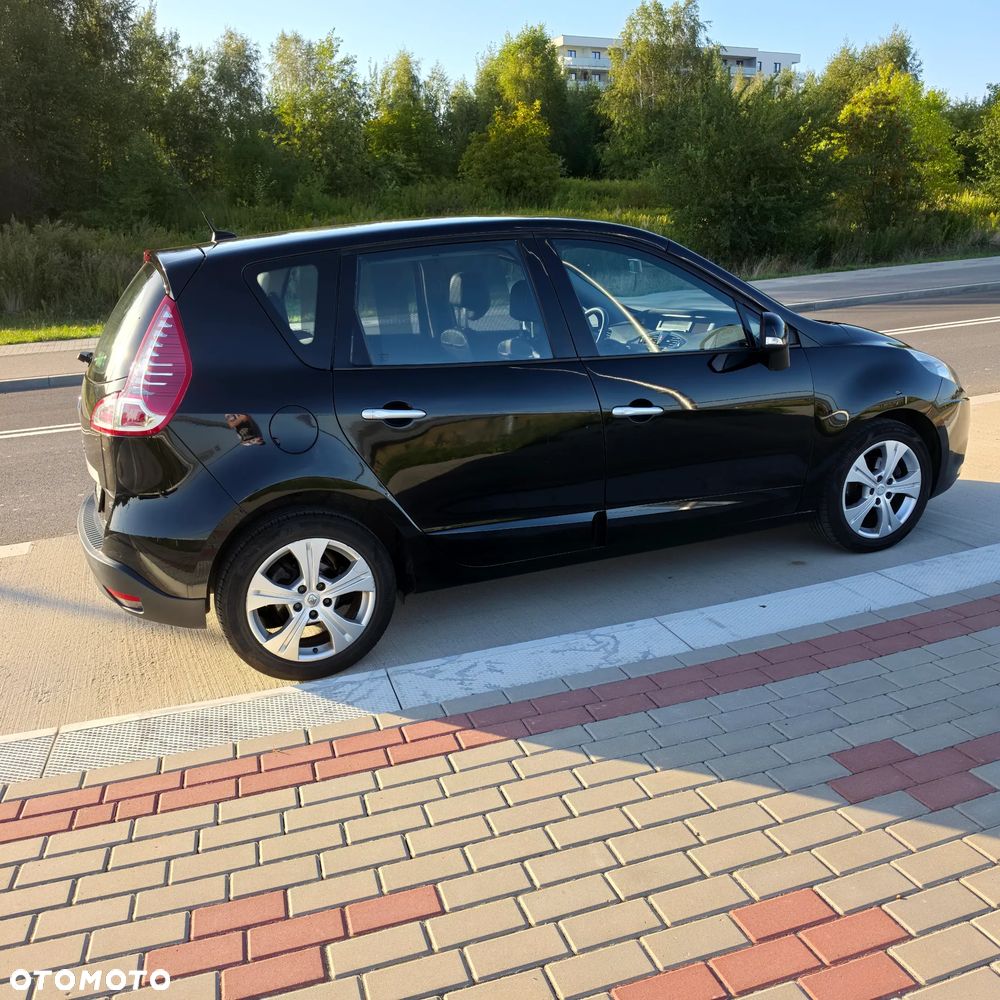 Renault Scenic - 8