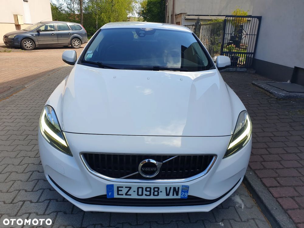 Volvo V40 D2 Momentum - 12