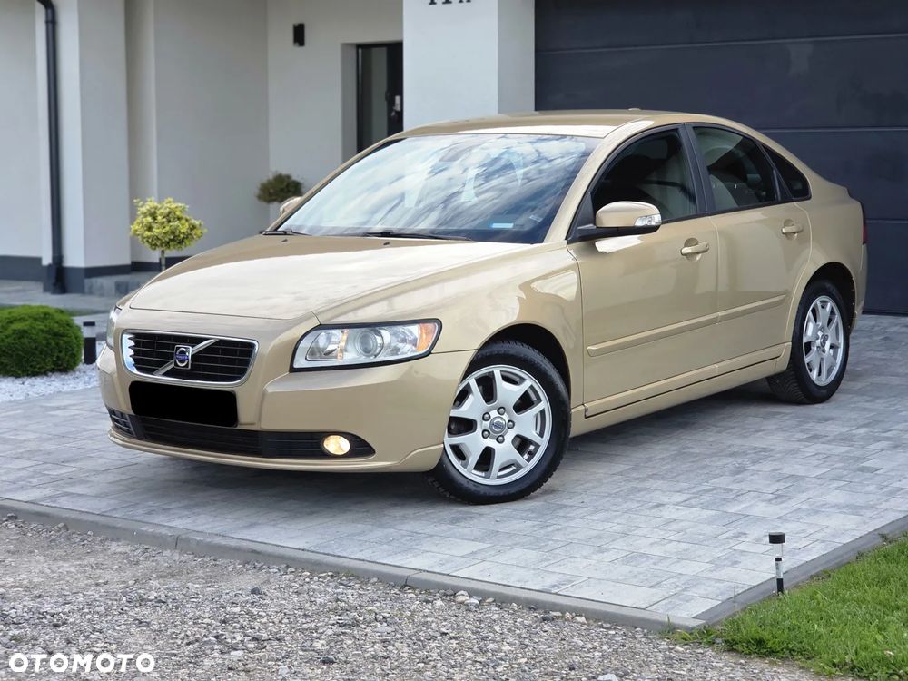 Volvo S40 - 1