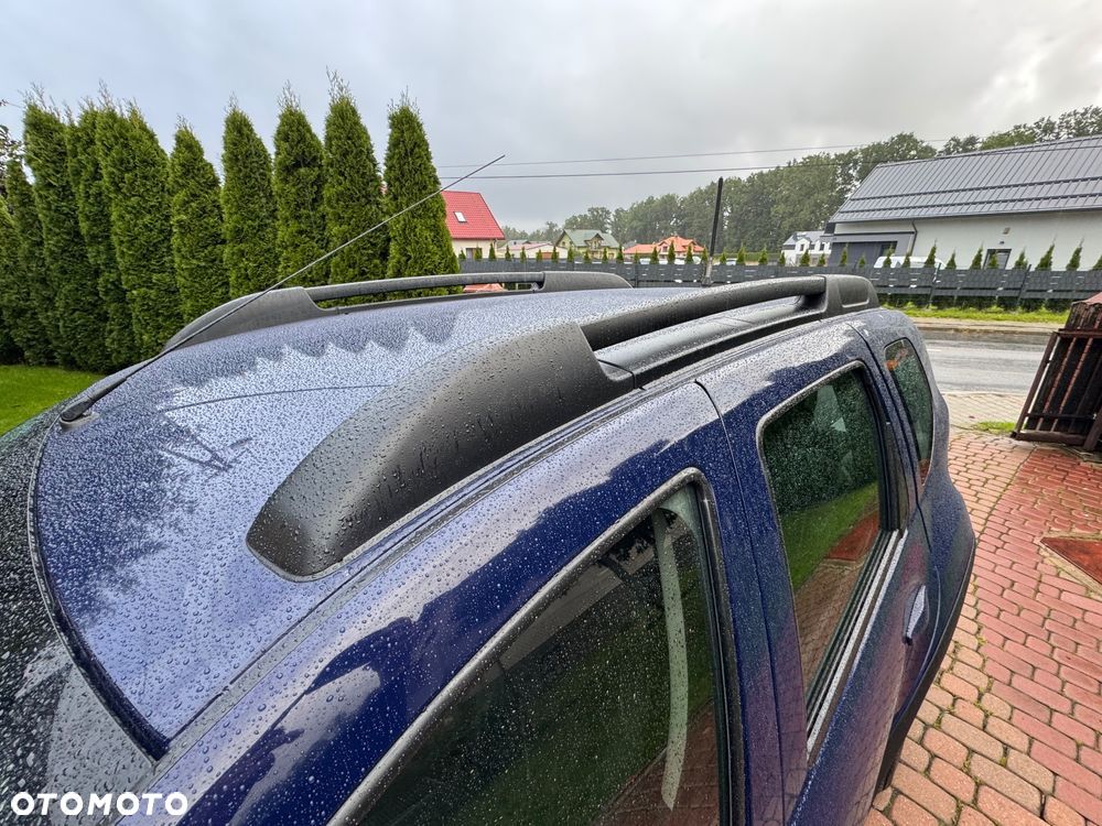 Dacia Duster 1.6 Laureate 4x4 - 27