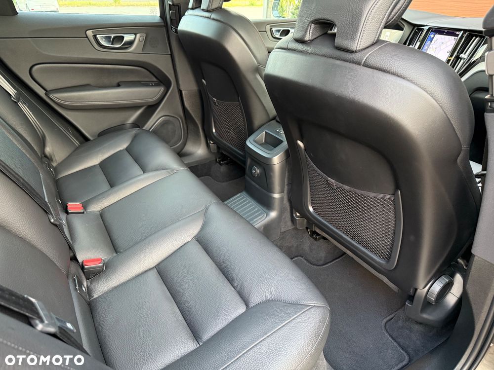 Volvo XC 60 T6 AWD Plug-In Hybrid Inscription - 35