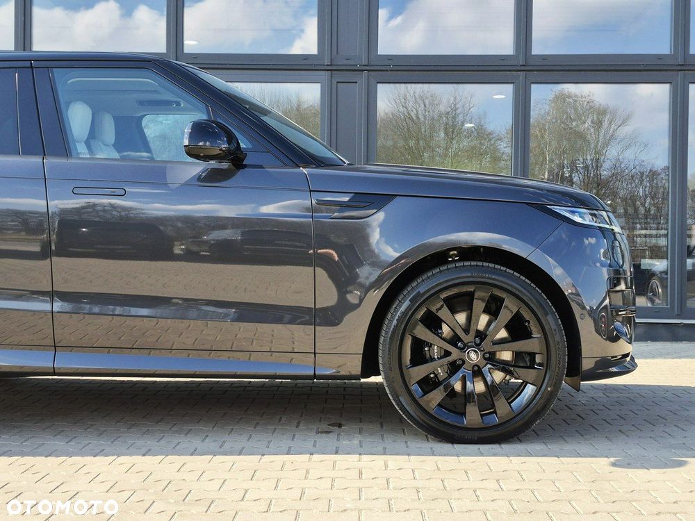 Land Rover Range Rover Sport - 12
