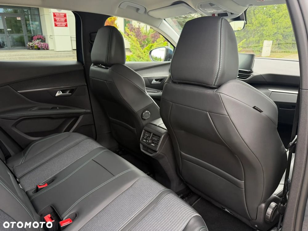 Peugeot 3008 225 e-EAT8 Allure - 40
