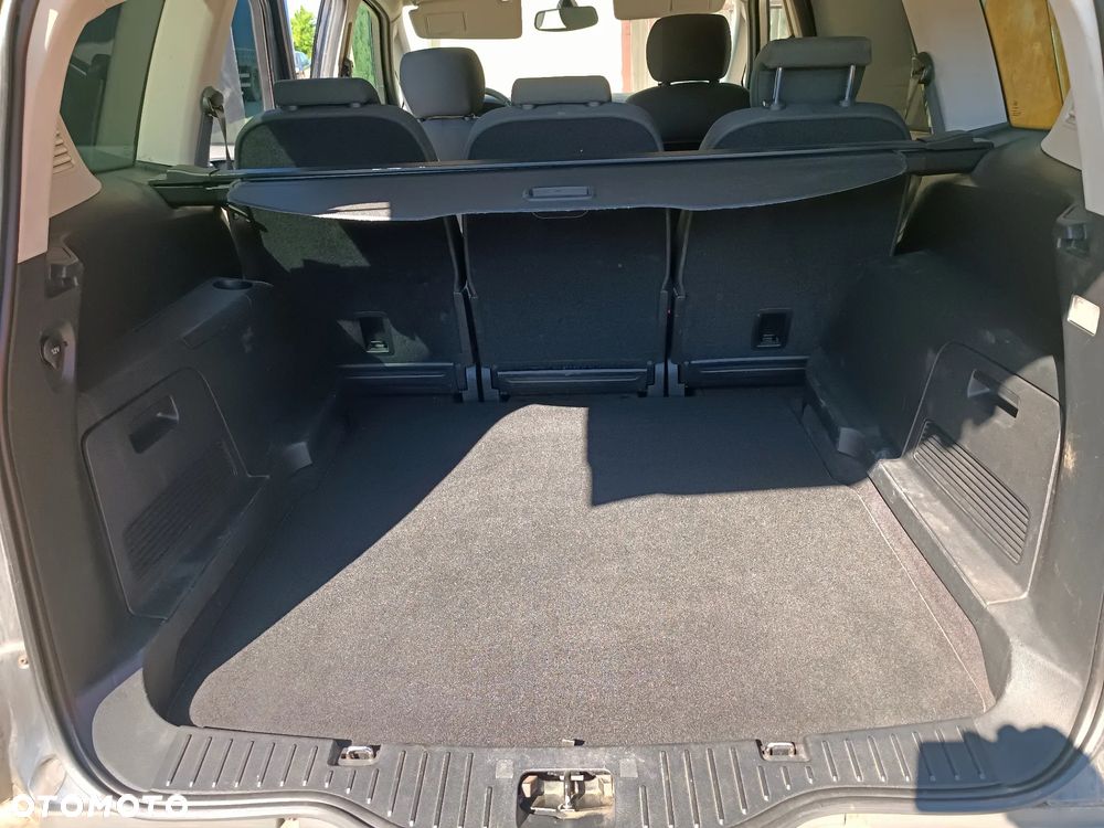 Ford S-Max 2.0 TDCi DPF Ambiente - 13