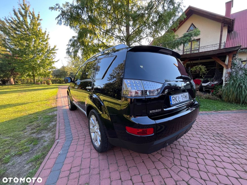 Mitsubishi Outlander 2008 photo 3