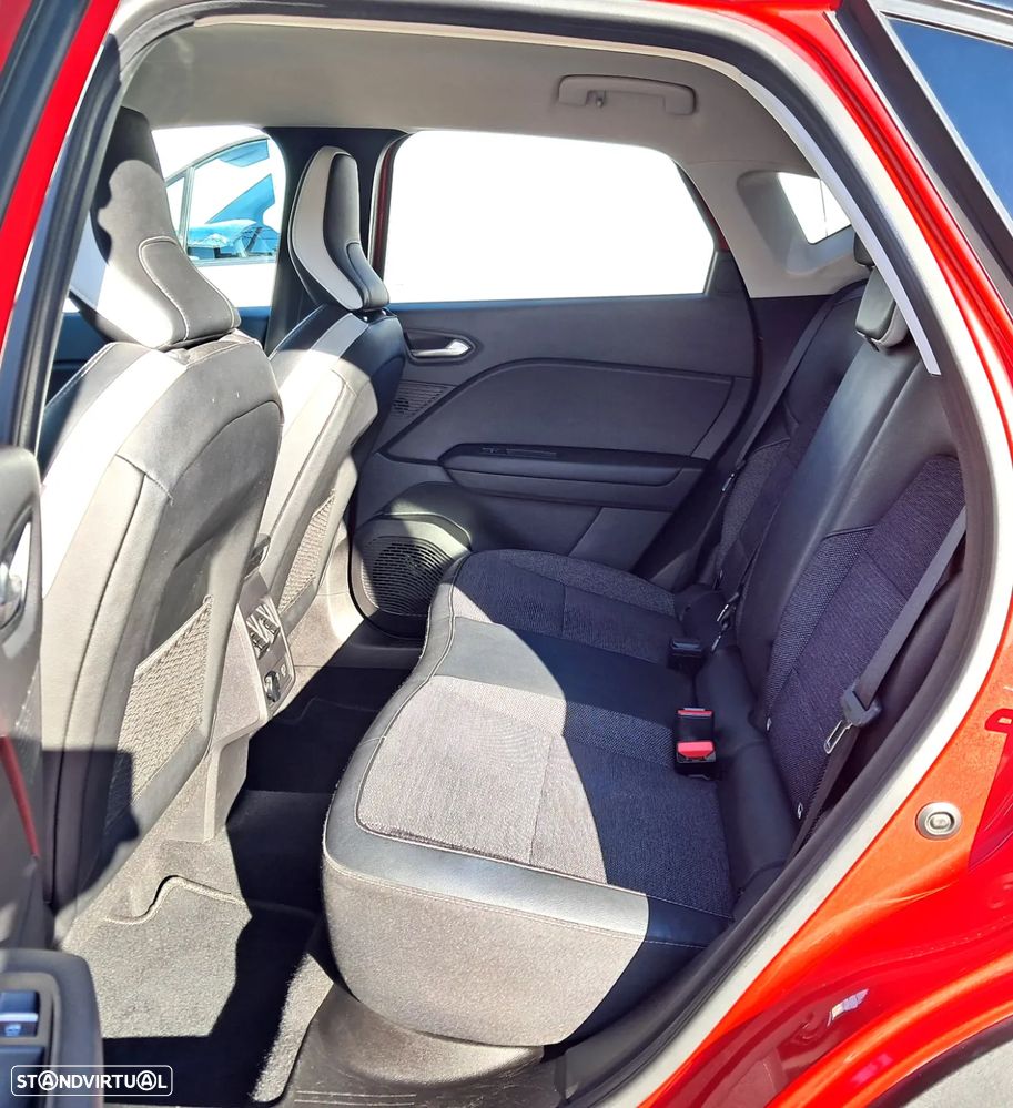 Renault Captur 1.0 TCe Exclusive - 11