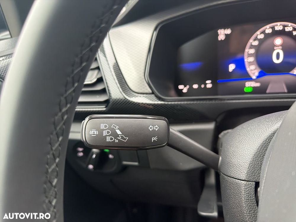 Volkswagen T-Cross 1.5 TSI DSG Life - 19