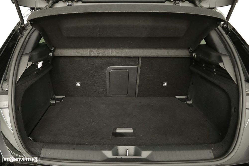 Opel Astra 1.2 T Elegance - 24