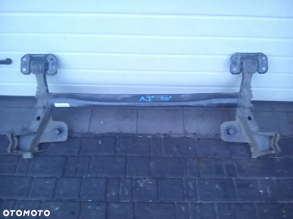 Oś Tył Opel Astra J HB - 1