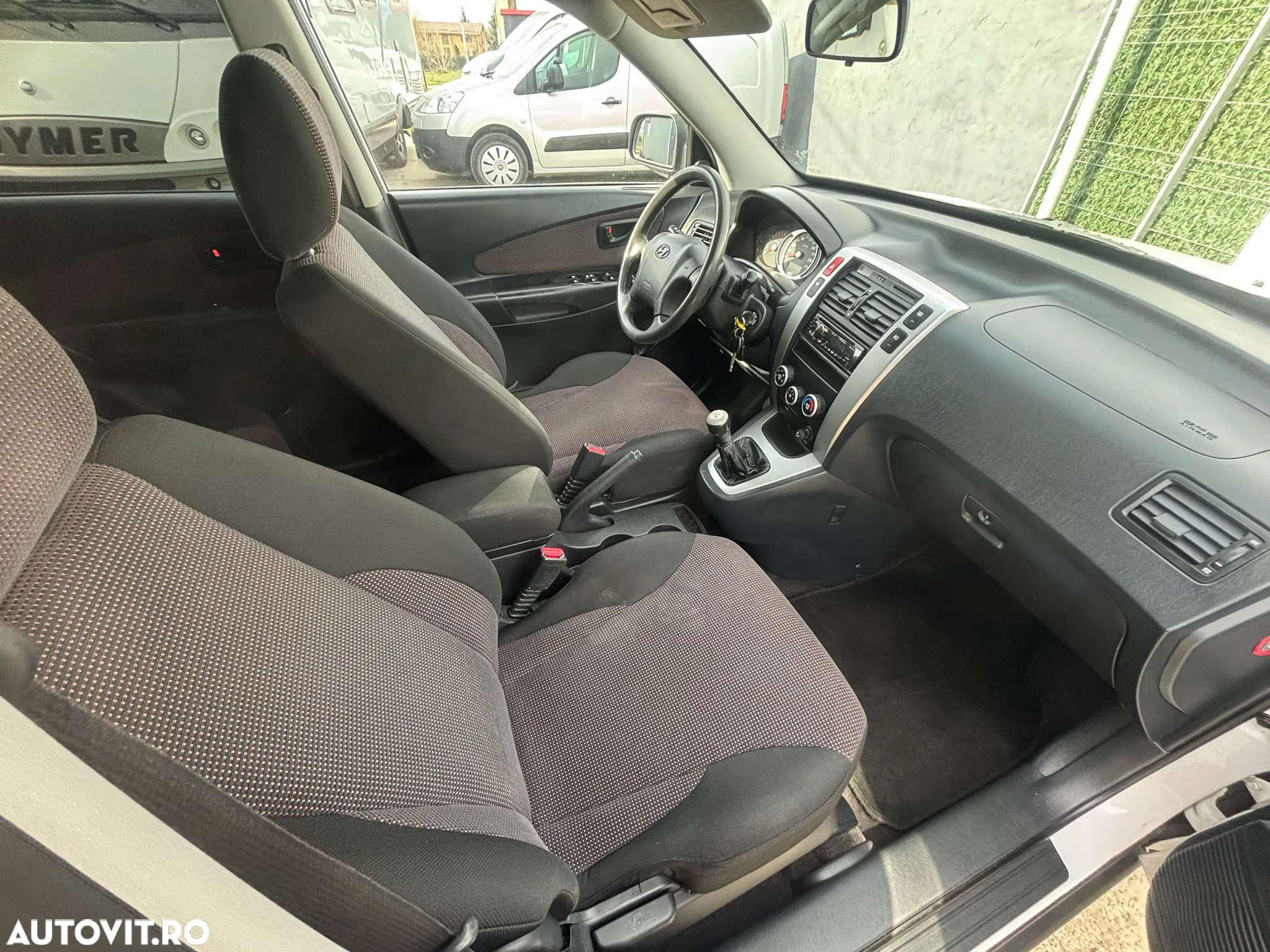 Hyundai Tucson 2.0 - 9