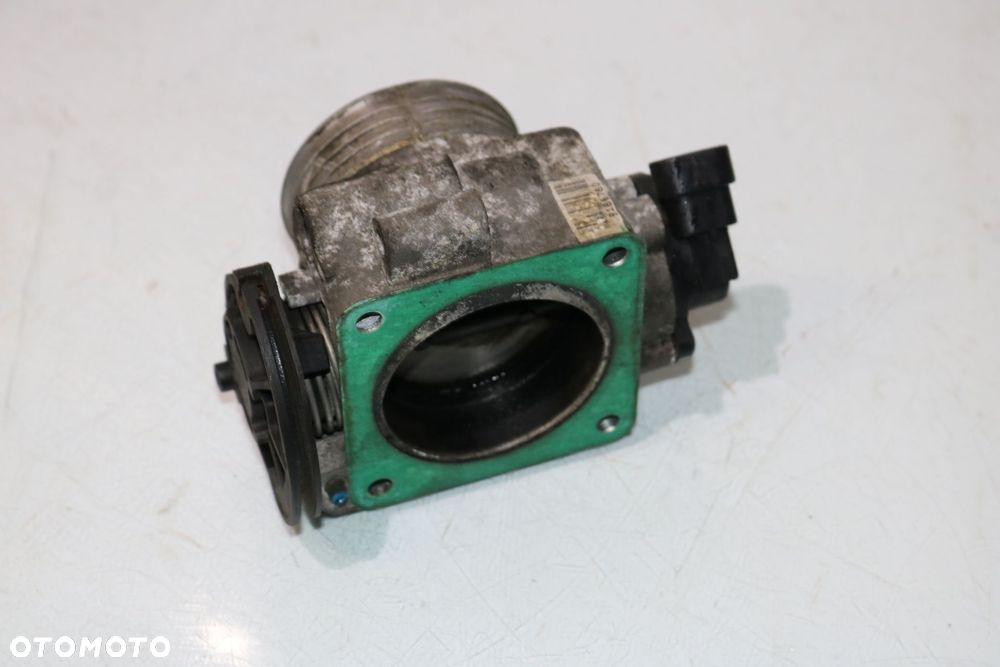 PRZEPUSTNICA VOLVO V40 1.8 16V  9186780 - 2