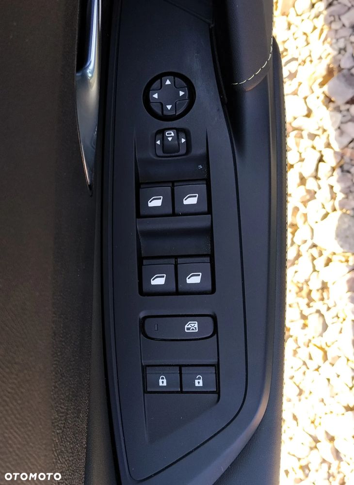 Peugeot 408 1.2 PureTech GT S&S EAT8 - 14