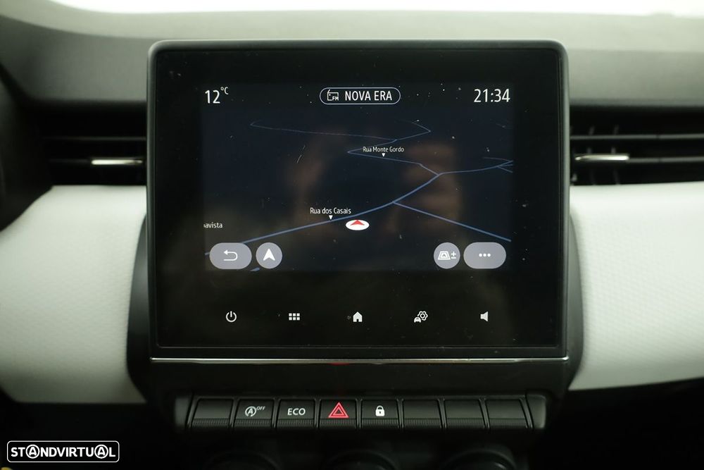 Renault Clio 1.0 TCe Techno Bi-Fuel - 11