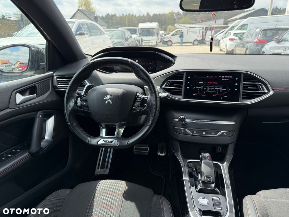 Peugeot 308 - 13