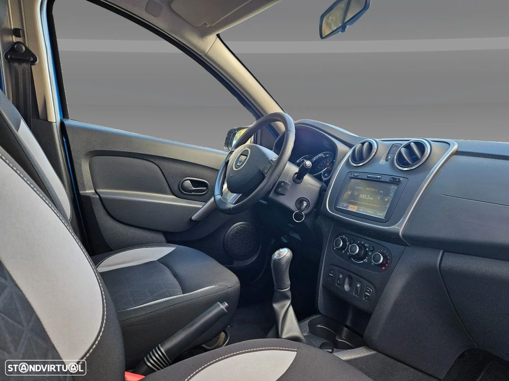 Dacia Sandero 0.9 TCe Stepway - 23