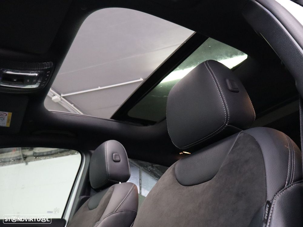 Mercedes-Benz GLA 250 e AMG Line - 26