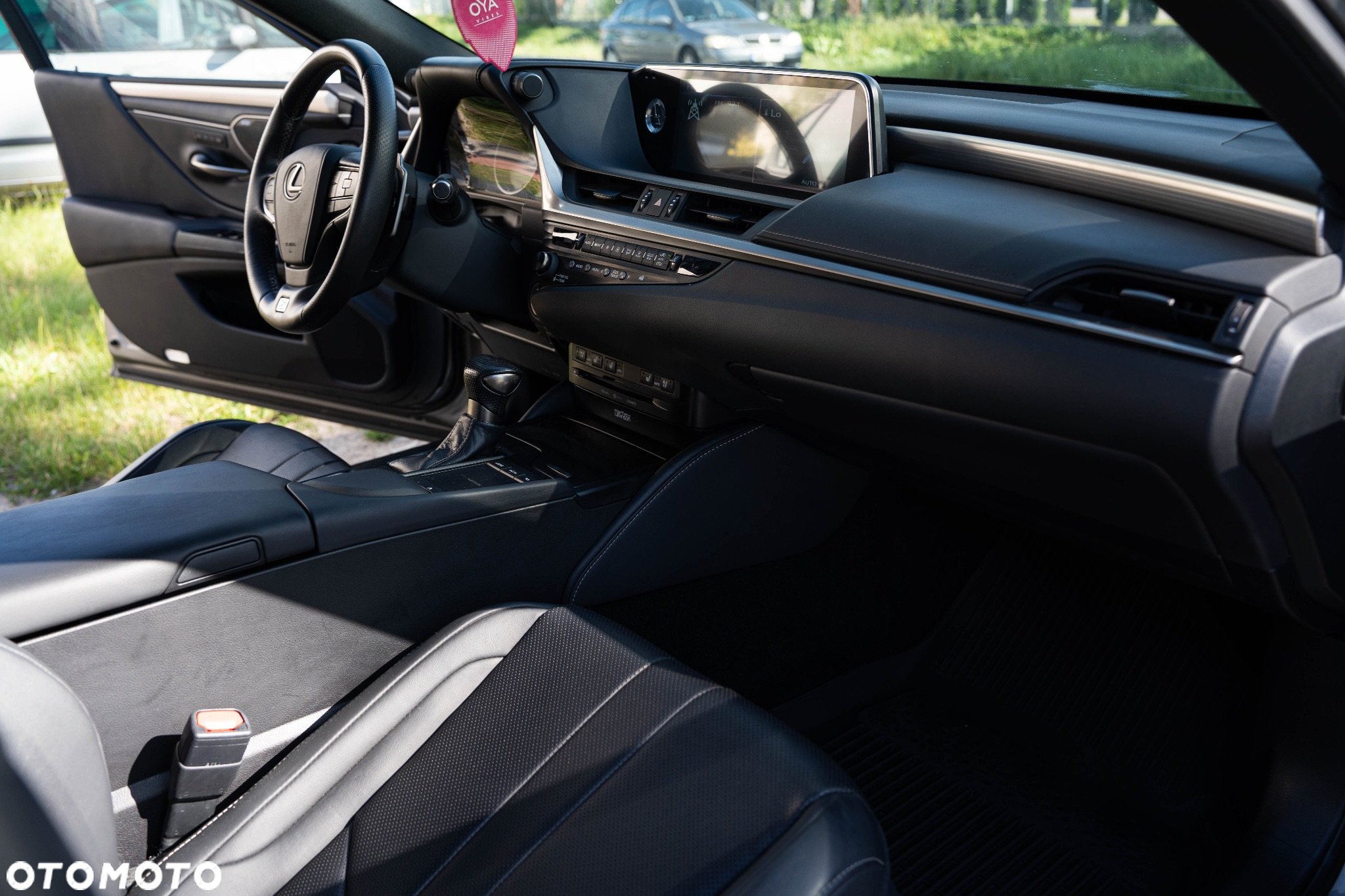 Lexus ES - 18