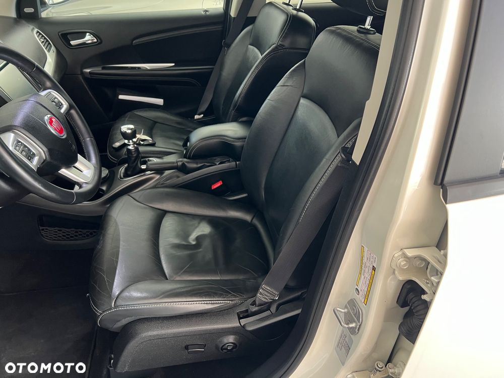 Fiat Freemont 2.0 Multijet Lounge - 14