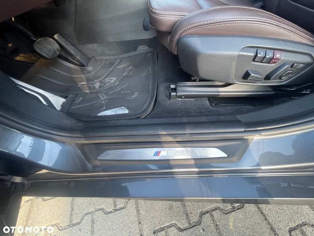 BMW X2 xDrive20i - 19