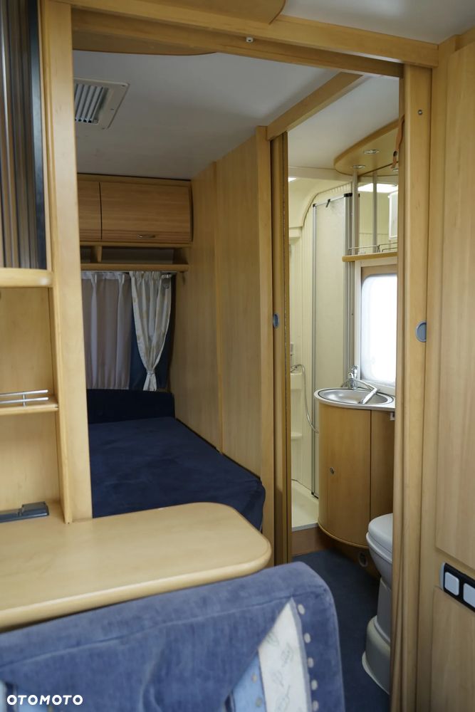 Dethleffs Camper C720 - 25