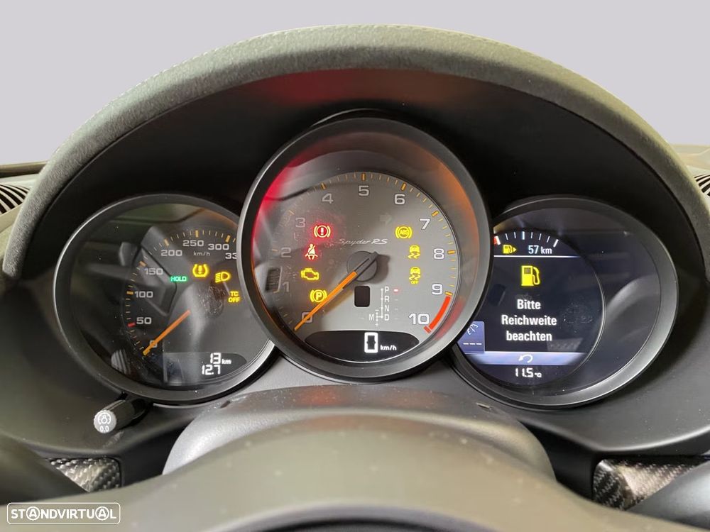 Porsche 718 Spyder - 13