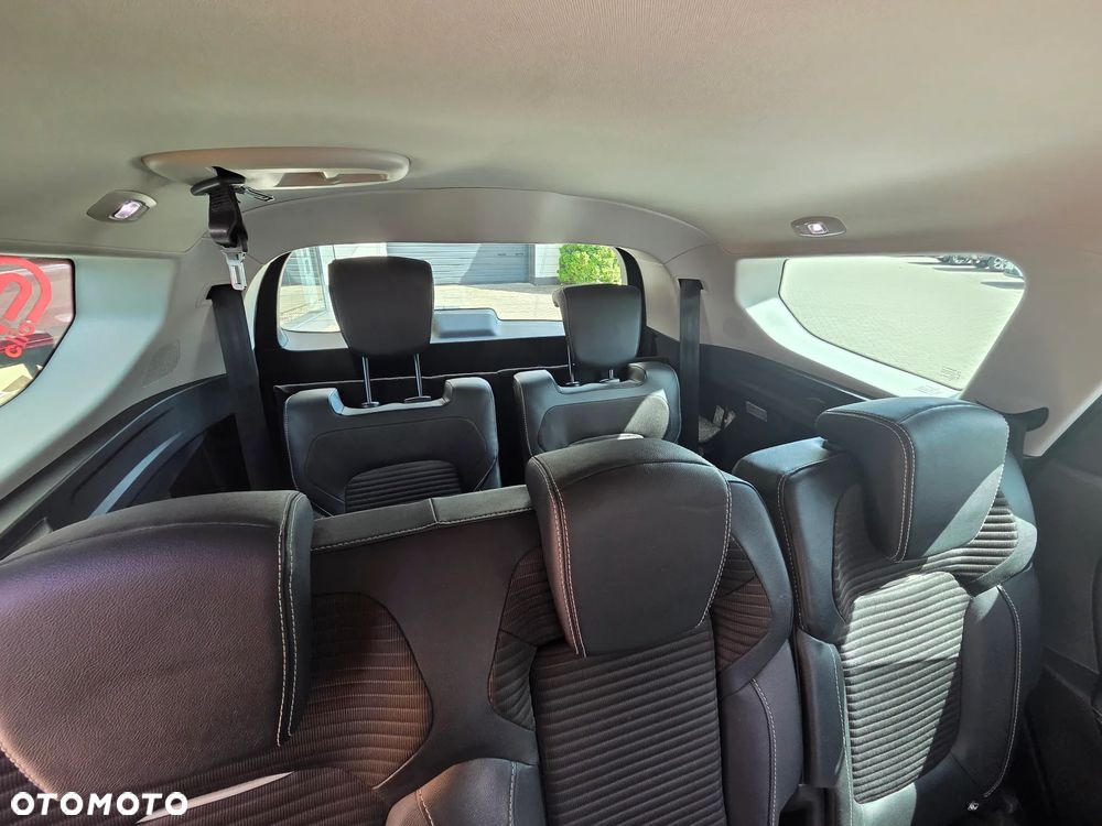 Renault Grand Scenic - 14