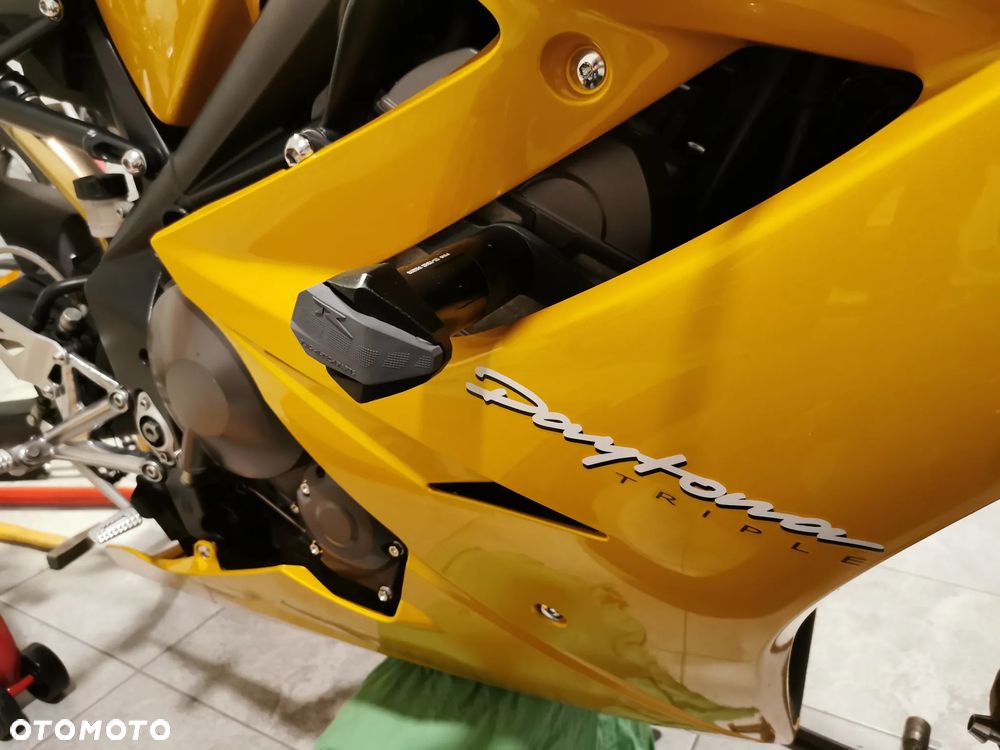 Triumph Daytona - 6