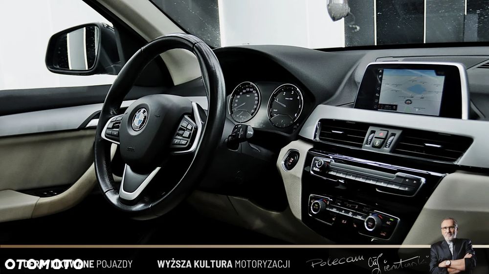 BMW X1 sDrive18d Advantage - 16