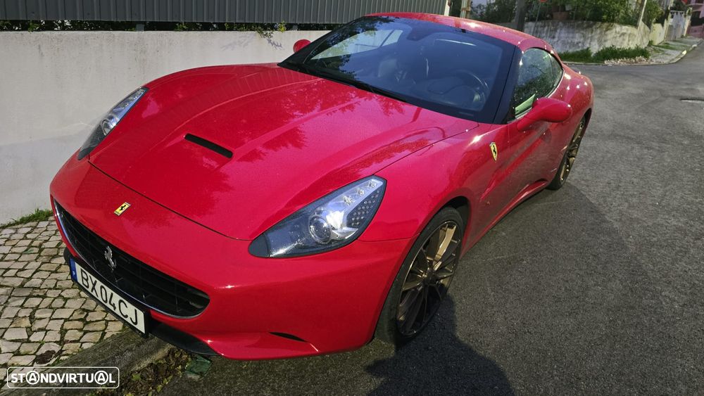 Ferrari California F1 - 12