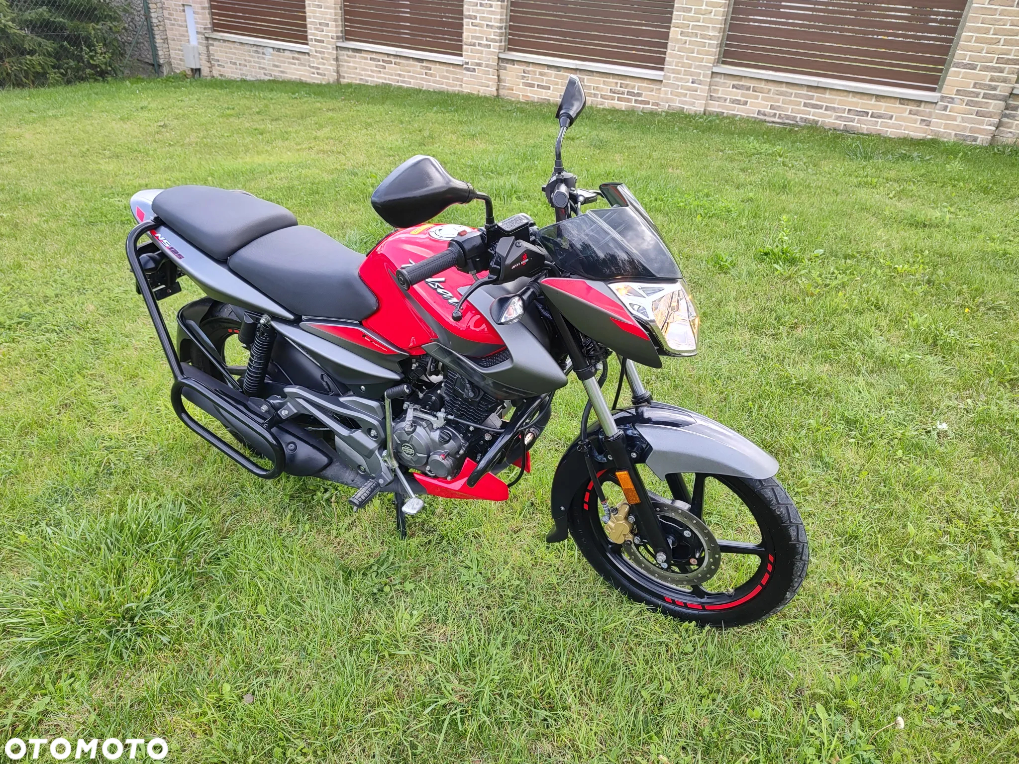 Bajaj Pulsar - 10