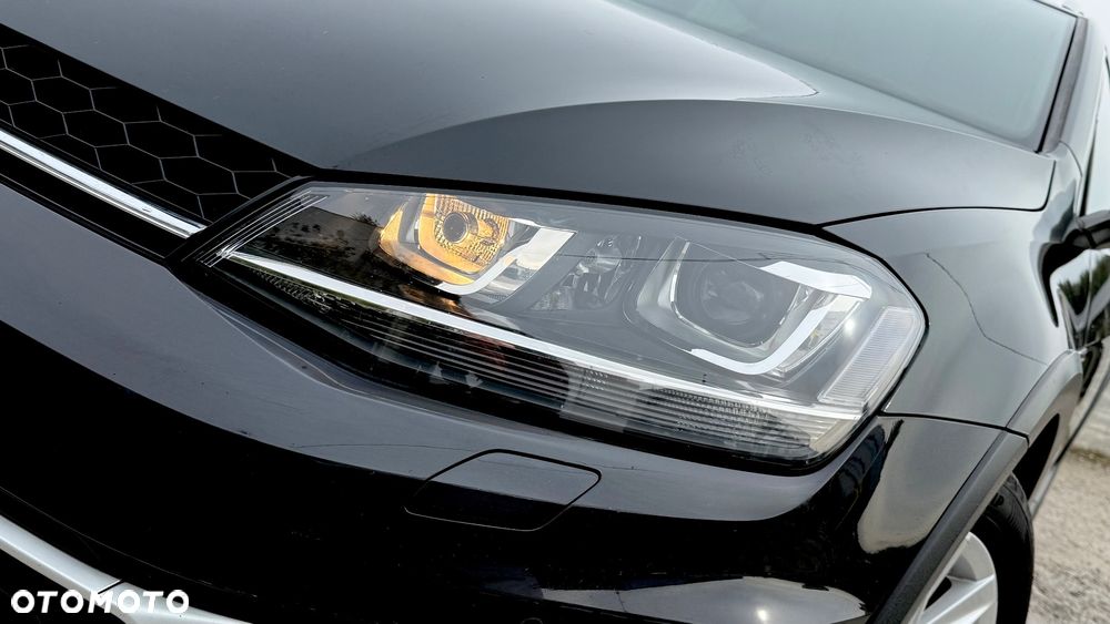 Volkswagen Golf 2.0 BlueTDI 4Motion Highline - 33
