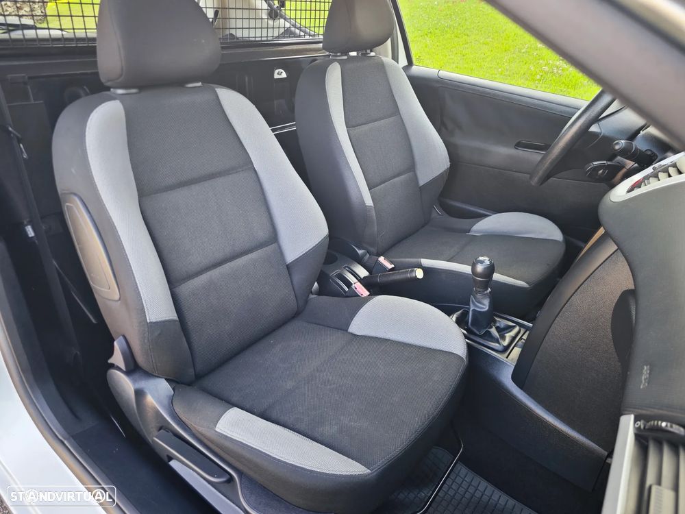 Peugeot 207 1.4 HDI XA - 8