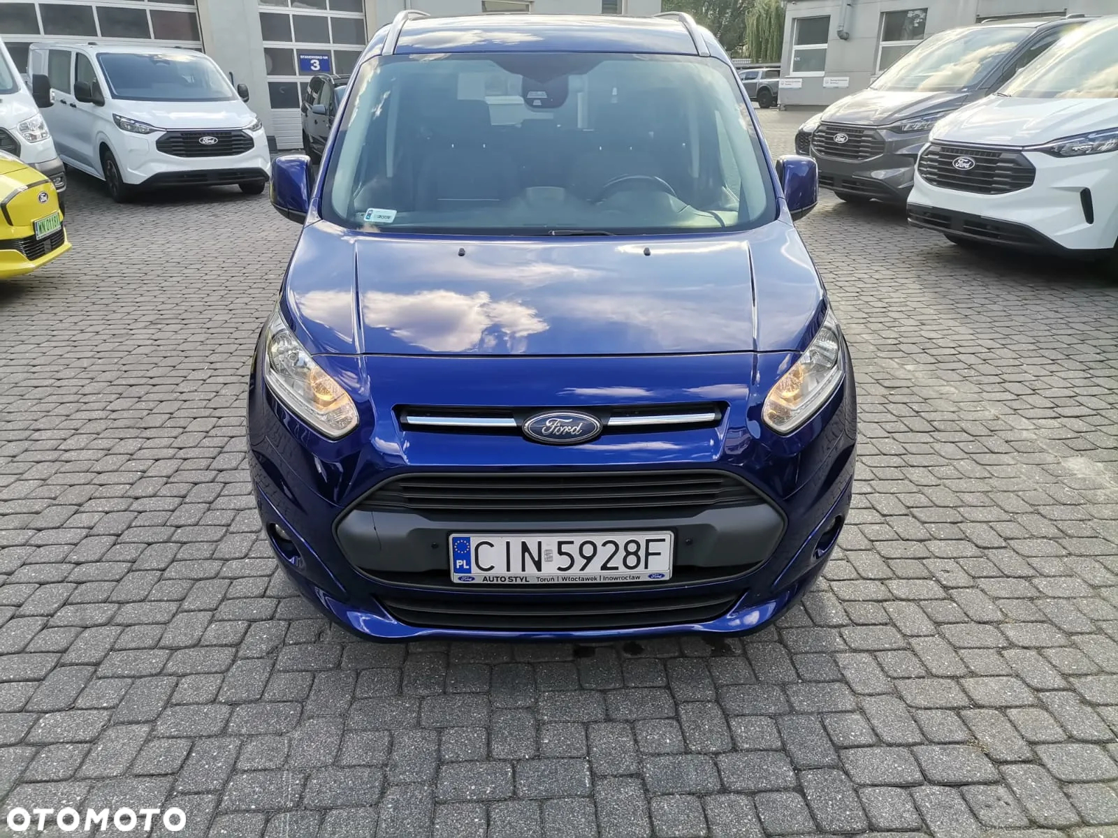 Ford Tourneo Connect 1.5 TDCi Titanium - 6