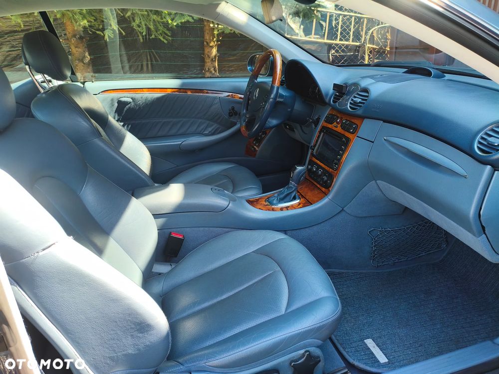 Mercedes-Benz CLK - 14