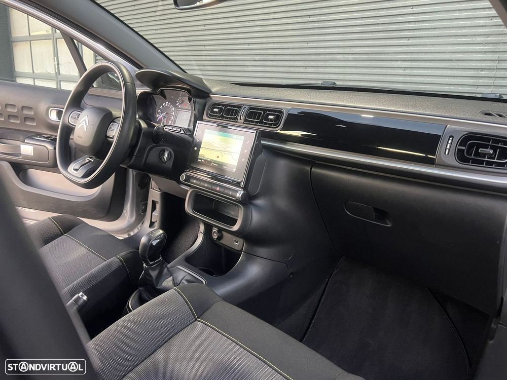 Citroën C3 1.2 PureTech Shine - 16