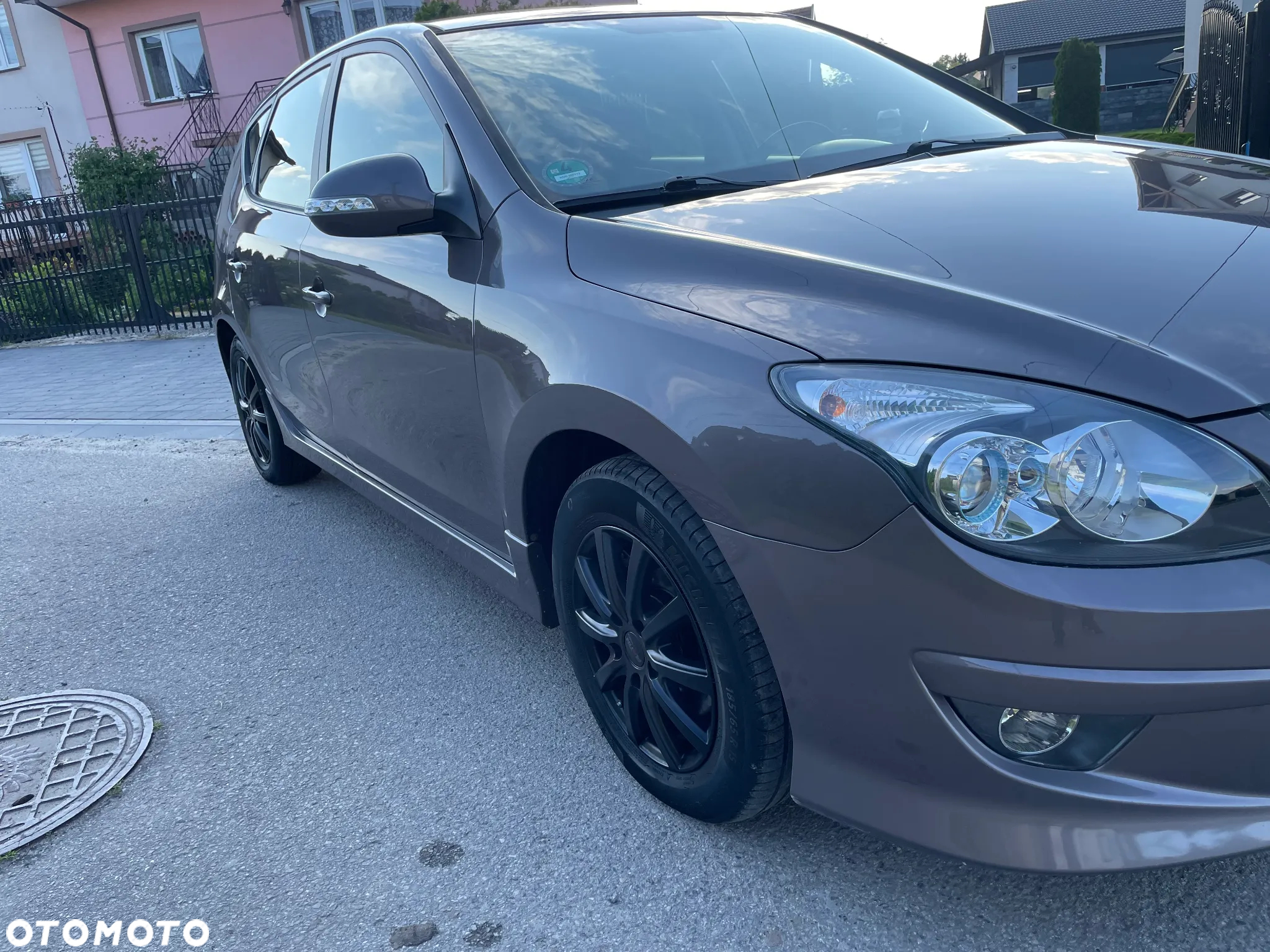 Hyundai i30 1.6 blue Style - 16
