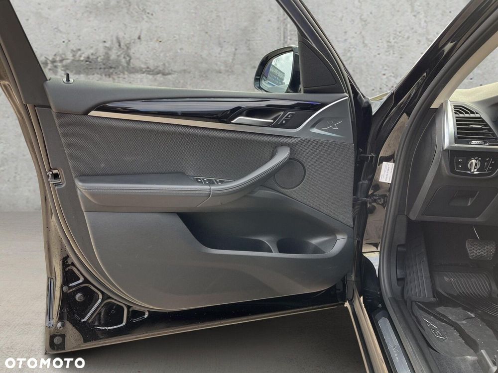 BMW X3 xDrive20d xLine - 12