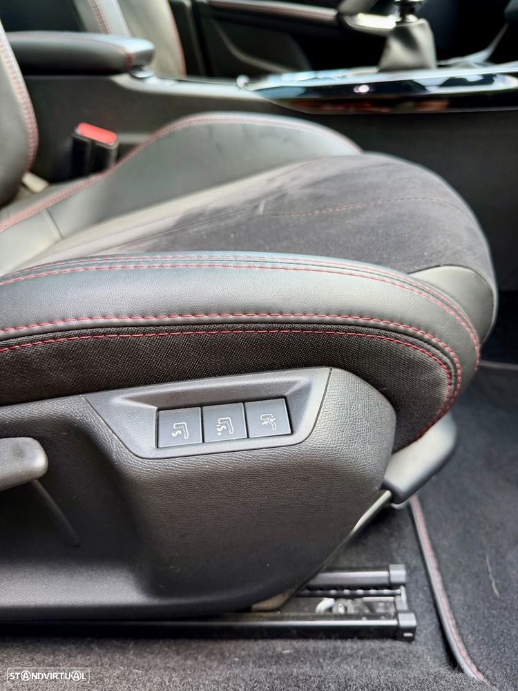 Peugeot 308 1.6 e-THP GTi - 19