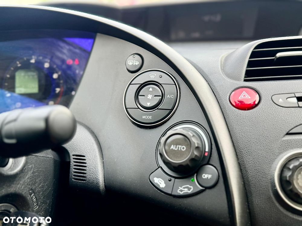 Honda Civic 1.8i-VTEC Sport - 30