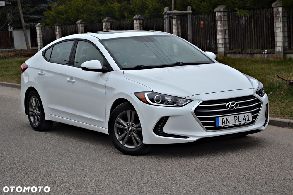 Hyundai Elantra - 21