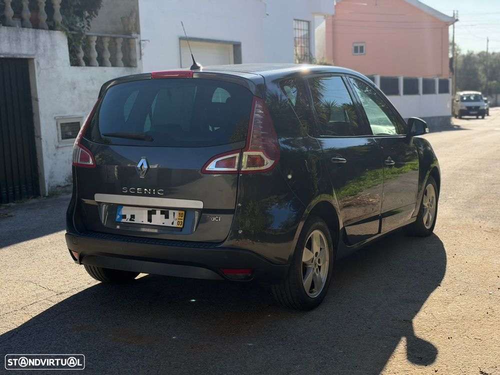 Renault Scénic 2010 photo 4